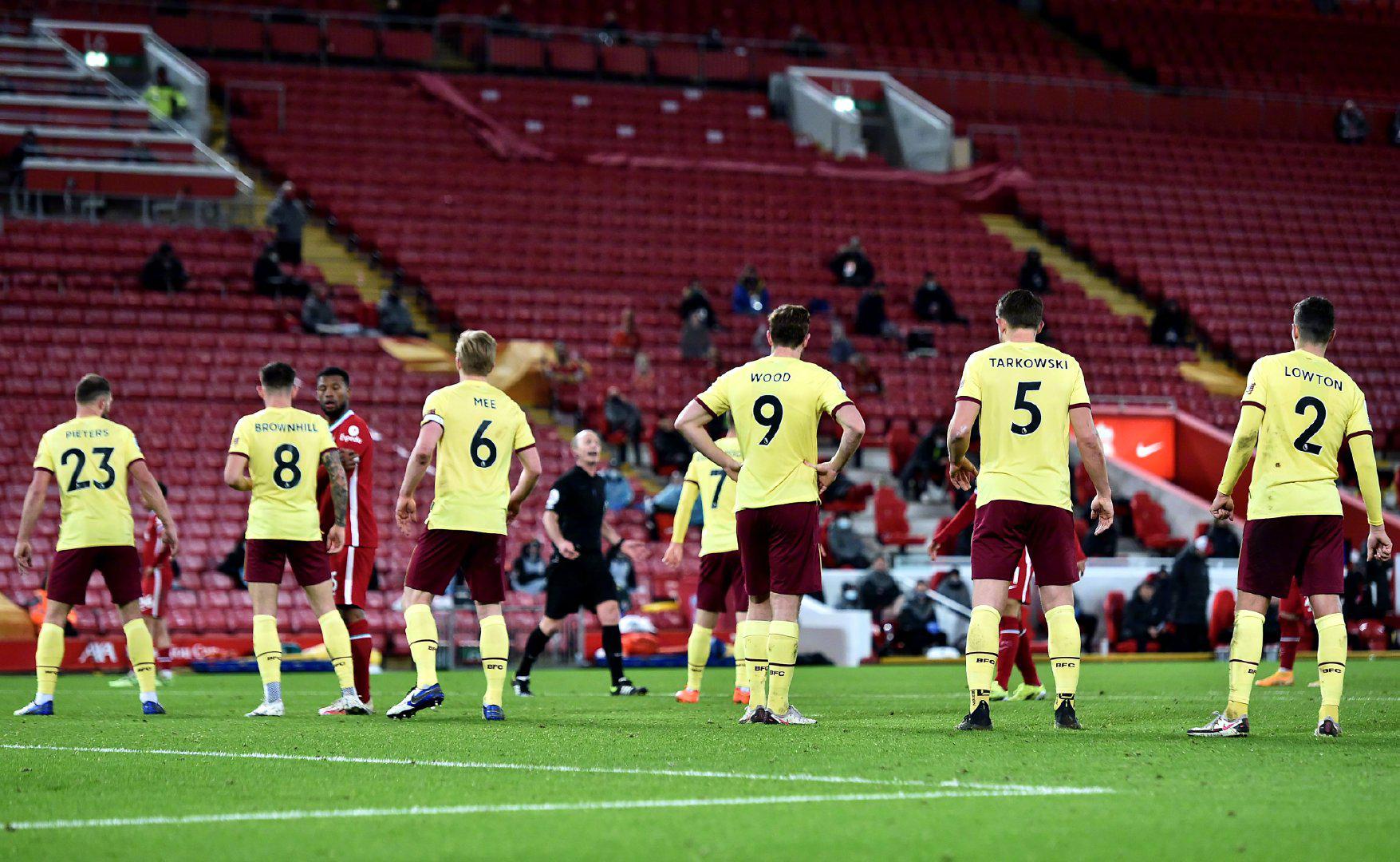 仅依靠边路 仅依靠边路